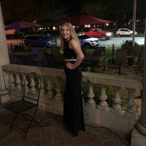 Meet your Posher, Hailey